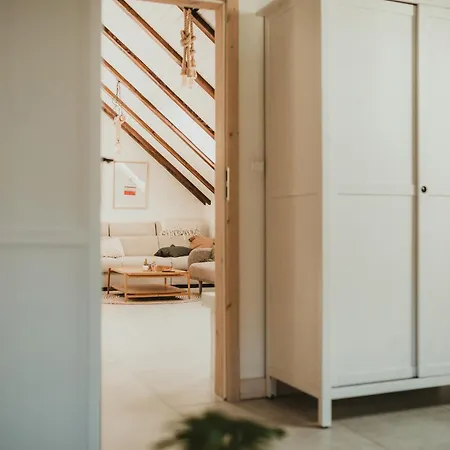 Daleko Do Sufitu - Twoj Azyl W Sercu Gorcow Ferienhaus Klodne