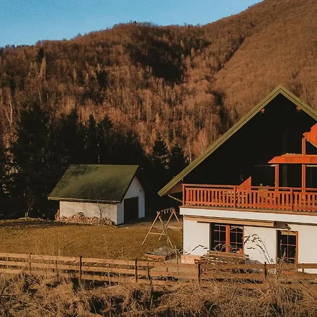 Daleko Do Sufitu - Twoj Azyl W Sercu Gorcow