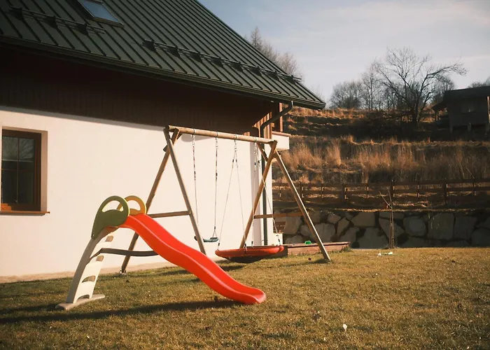 Daleko Do Sufitu - Twoj Azyl W Sercu Gorcow Klodne