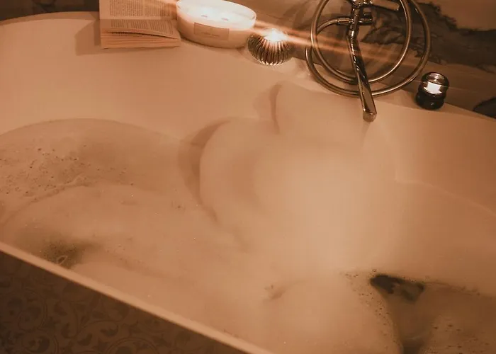 Daleko Do Sufitu - Twoj Azyl W Sercu Gorcow * Klodne