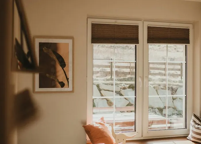 Daleko Do Sufitu - Twoj Azyl W Sercu Gorcow