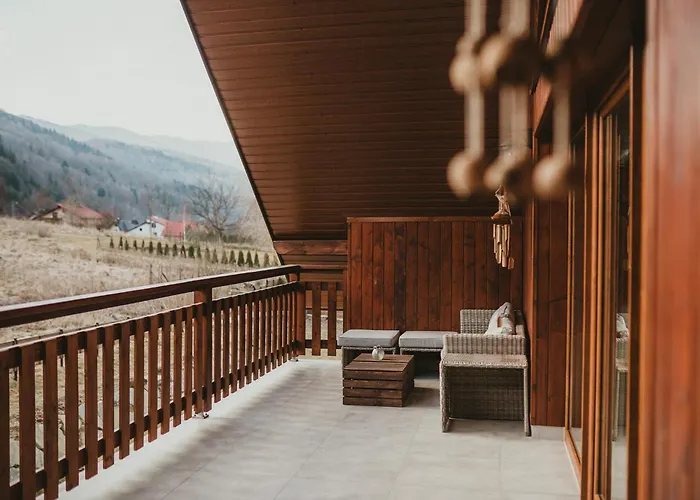 Daleko Do Sufitu - Twoj Azyl W Sercu Gorcow Klodne