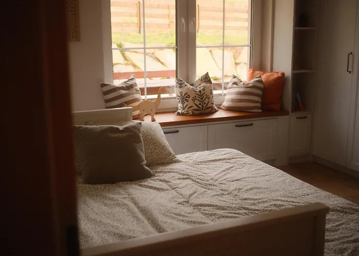 Daleko Do Sufitu - Twoj Azyl W Sercu Gorcow Klodne